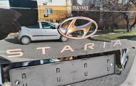 Hyundai Staria, 2021 год, 5 920 000 рублей, 3 фотография