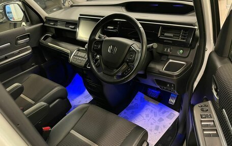 Honda Stepwgn IV, 2016 год, 2 449 999 рублей, 9 фотография