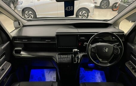 Honda Stepwgn IV, 2016 год, 2 449 999 рублей, 15 фотография
