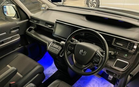 Honda Stepwgn IV, 2016 год, 2 449 999 рублей, 10 фотография