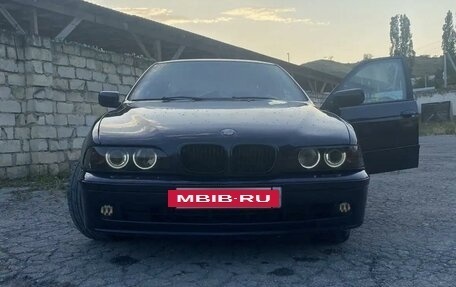 BMW 5 серия, 2002 год, 585 000 рублей, 11 фотография