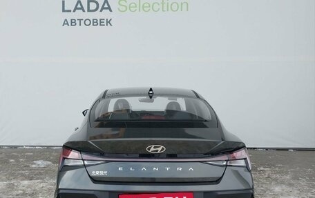 Hyundai Elantra, 2023 год, 2 520 000 рублей, 10 фотография