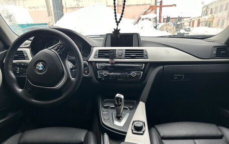 BMW 3 серия, 2016 год, 1 800 000 рублей, 9 фотография