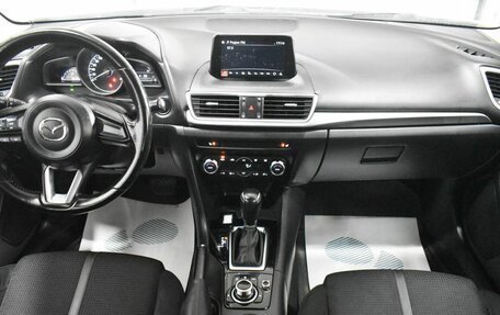 Mazda 3, 2016 год, 1 600 000 рублей, 6 фотография