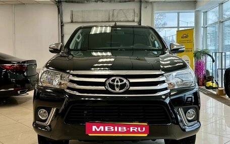 Toyota Hilux VIII, 2016 год, 2 530 000 рублей, 2 фотография