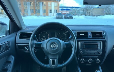 Volkswagen Jetta VI, 2014 год, 1 025 000 рублей, 14 фотография