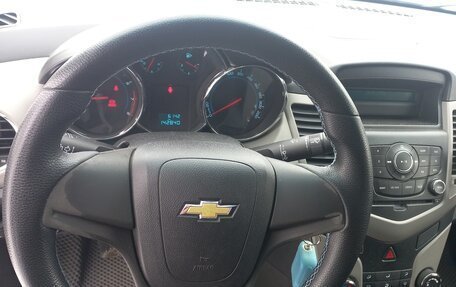Chevrolet Cruze II, 2011 год, 820 000 рублей, 12 фотография
