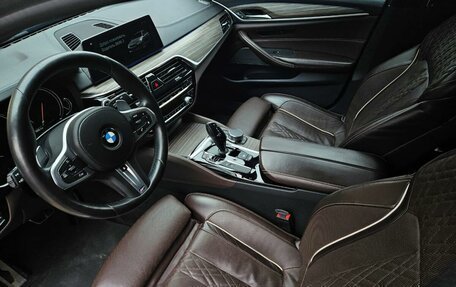 BMW 5 серия, 2018 год, 4 799 000 рублей, 2 фотография