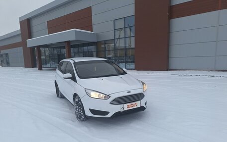 Ford Focus III, 2017 год, 860 000 рублей, 2 фотография