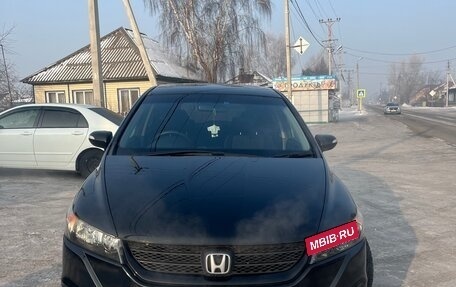 Honda Stream II, 2010 год, 1 390 000 рублей, 2 фотография