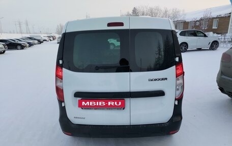 Renault Dokker, 2018 год, 1 500 000 рублей, 13 фотография
