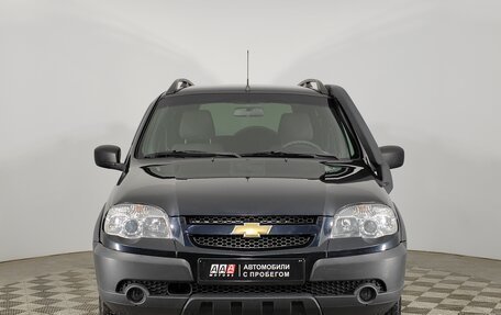 Chevrolet Niva I рестайлинг, 2018 год, 929 000 рублей, 2 фотография