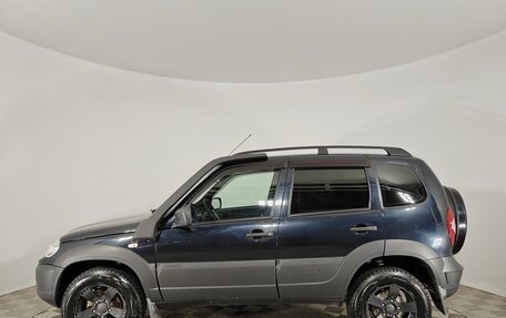 Chevrolet Niva I рестайлинг, 2018 год, 929 000 рублей, 8 фотография