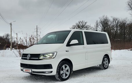Volkswagen Multivan T6 рестайлинг, 2018 год, 3 850 000 рублей, 2 фотография