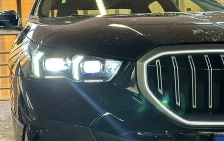 BMW 5 серия, 2023 год, 8 890 000 рублей, 4 фотография