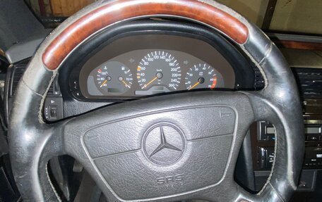 Mercedes-Benz C-Класс, 1996 год, 490 000 рублей, 12 фотография
