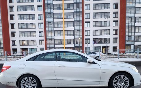 Mercedes-Benz E-Класс, 2011 год, 1 555 000 рублей, 6 фотография