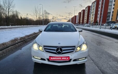 Mercedes-Benz E-Класс, 2011 год, 1 555 000 рублей, 8 фотография