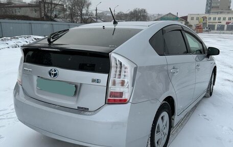 Toyota Prius, 2010 год, 990 000 рублей, 2 фотография