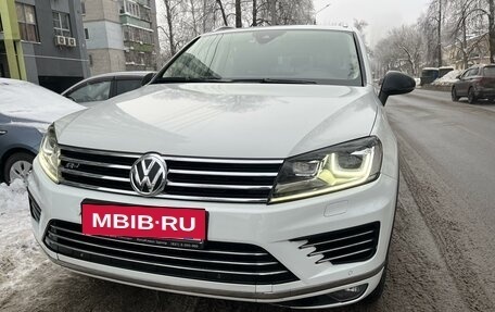 Volkswagen Touareg III, 2017 год, 4 150 000 рублей, 5 фотография