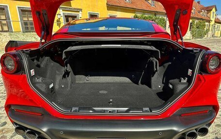 Ferrari Portofino, 2023 год, 36 900 000 рублей, 7 фотография