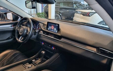 Mazda 6, 2022 год, 3 300 000 рублей, 14 фотография