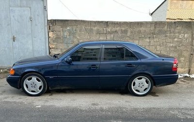 Mercedes-Benz C-Класс, 1995 год, 550 000 рублей, 1 фотография