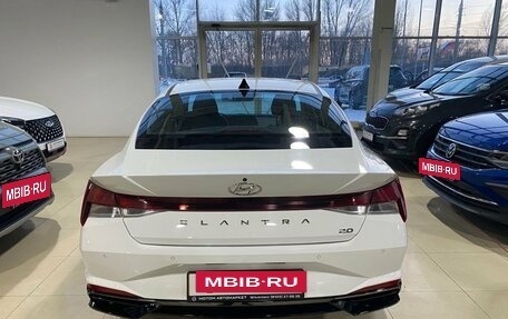 Hyundai Elantra, 2021 год, 2 370 000 рублей, 5 фотография