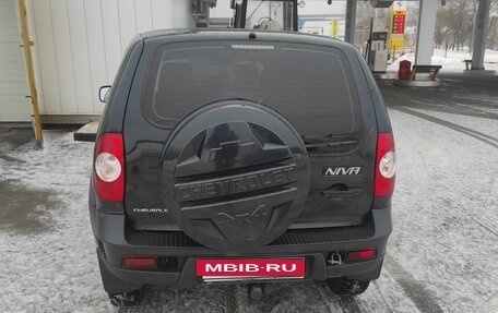 Chevrolet Niva I рестайлинг, 2015 год, 700 000 рублей, 15 фотография