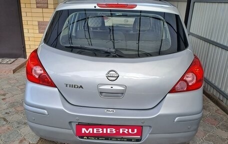 Nissan Tiida, 2010 год, 850 000 рублей, 5 фотография