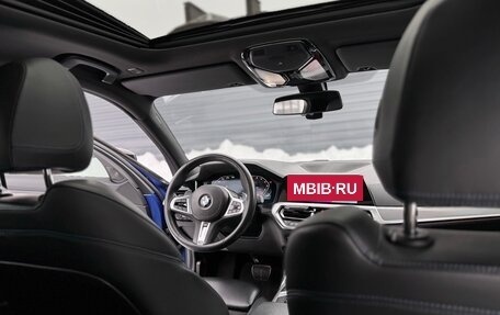 BMW 3 серия, 2019 год, 4 890 000 рублей, 27 фотография