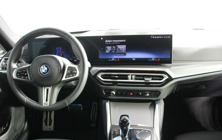 BMW i4, 2022 год, 8 990 000 рублей, 13 фотография