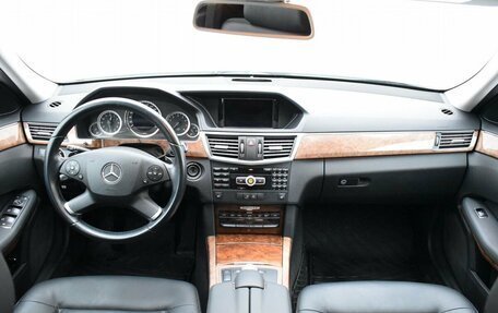 Mercedes-Benz E-Класс, 2011 год, 1 769 000 рублей, 11 фотография