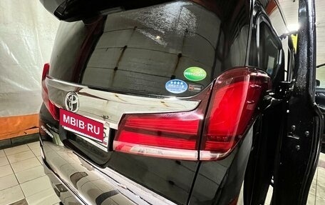 Toyota Alphard III, 2018 год, 4 800 000 рублей, 10 фотография