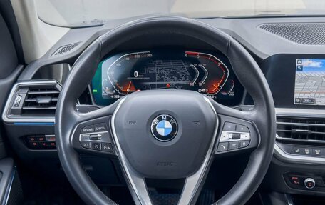 BMW 3 серия, 2020 год, 3 950 000 рублей, 29 фотография