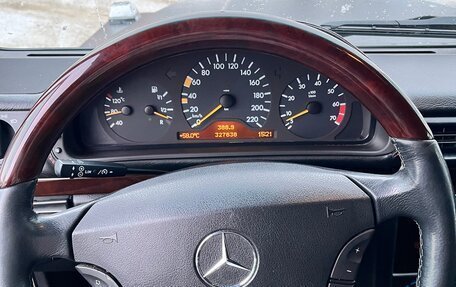 Mercedes-Benz G-Класс W463 рестайлинг _ii, 1998 год, 4 100 000 рублей, 21 фотография