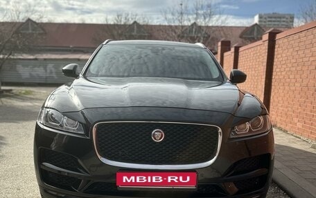 Jaguar F-Pace, 2018 год, 3 300 000 рублей, 3 фотография