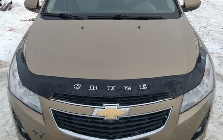 Chevrolet Cruze II, 2013 год, 835 000 рублей, 3 фотография