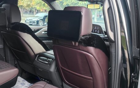 Cadillac Escalade V, 2023 год, 16 600 000 рублей, 15 фотография