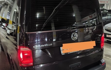 Volkswagen Caravelle T6 рестайлинг, 2016 год, 3 100 000 рублей, 2 фотография