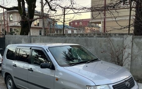 Toyota Succeed I рестайлинг, 2011 год, 780 000 рублей, 1 фотография