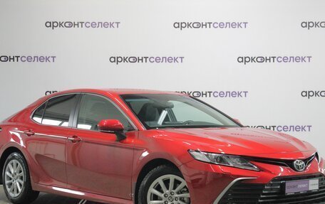 Toyota Camry, 2021 год, 3 470 000 рублей, 9 фотография