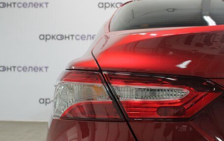 Toyota Camry, 2021 год, 3 470 000 рублей, 12 фотография