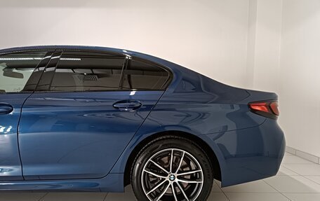 BMW 5 серия, 2021 год, 5 450 000 рублей, 14 фотография