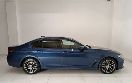 BMW 5 серия, 2021 год, 5 450 000 рублей, 9 фотография