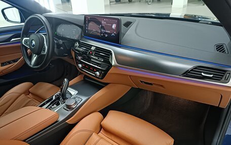 BMW 5 серия, 2021 год, 5 450 000 рублей, 20 фотография
