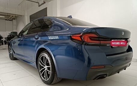 BMW 5 серия, 2021 год, 5 450 000 рублей, 8 фотография