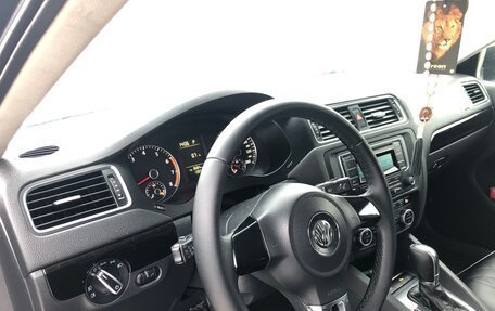 Volkswagen Jetta VI, 2014 год, 1 350 000 рублей, 8 фотография
