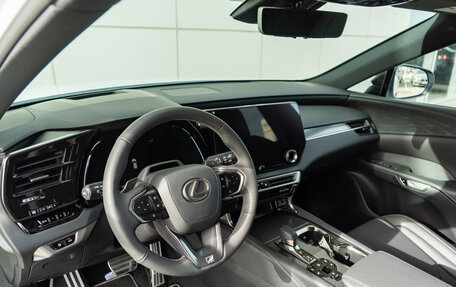 Lexus RX IV рестайлинг, 2023 год, 9 190 000 рублей, 9 фотография