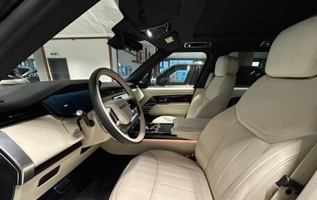 Land Rover Range Rover IV рестайлинг, 2023 год, 20 500 000 рублей, 4 фотография